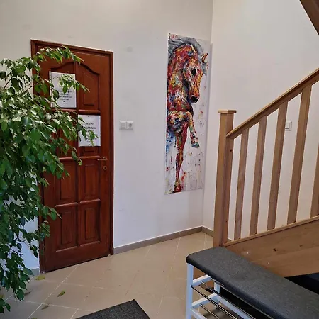 Gyulavezér Lovasbirodalma 3*