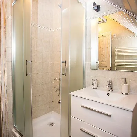 Gyulavezer Lovasbirodalma Bed & Breakfast