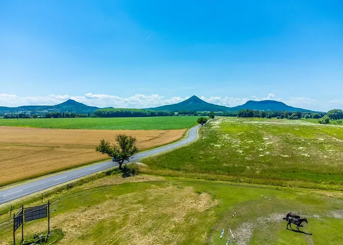 Bed and breakfast Gyulavezér Lovasbirodalma