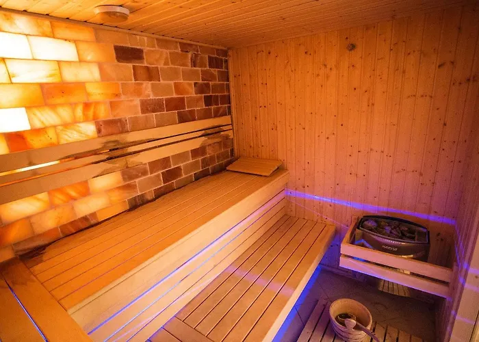 Gyulavezér Lovasbirodalma Bed and breakfast 3*